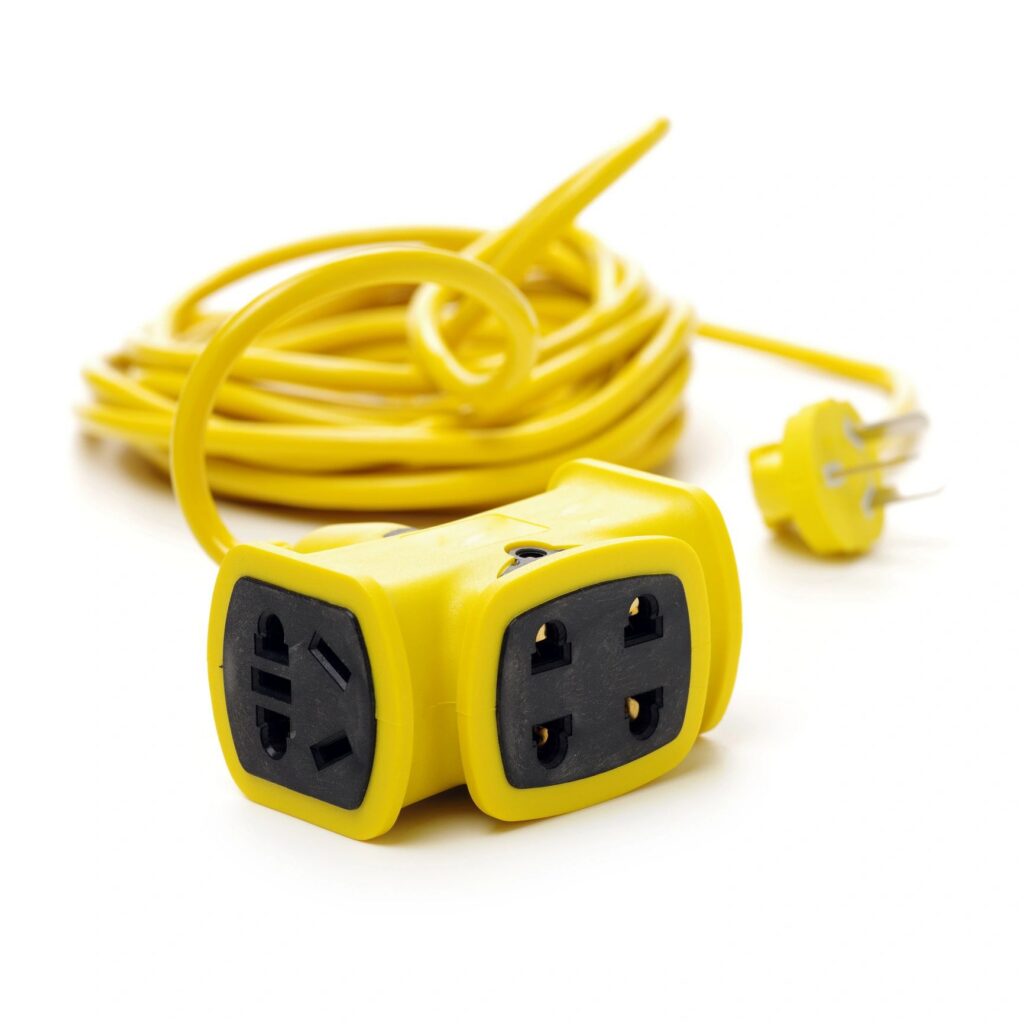 Multi plug electrical power strip